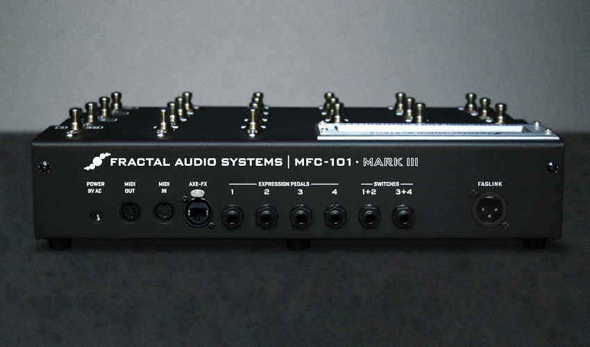 Fractal Audio Systems AXE FX Ⅱ ＋ MFC-101